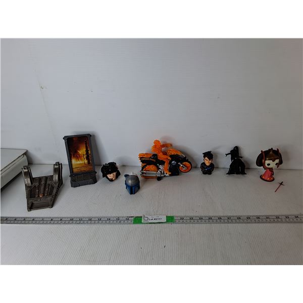 Mostly Star Wars Toys-Queen Amidala Bobblehead, Rubiks Cubes, Keychain, Misc.