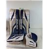Image 1 : Bauer Goalie Equipment Kit 27", Pads, Glove, Blocker