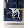 Image 3 : Bauer Goalie Equipment Kit 27", Pads, Glove, Blocker