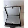 Image 3 : Student Clarinet with Case