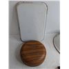 Image 4 : Enameled Tray & Basin, Calappio Salad Server Bowl, 2-Hole Punch