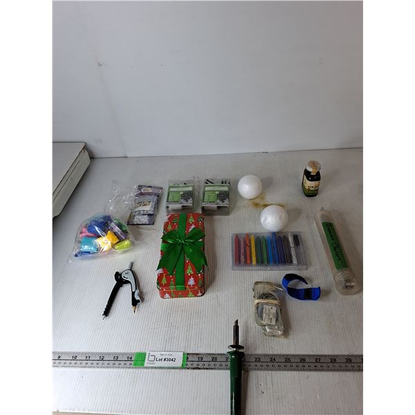 Plaid 25W Wood-Burning/Craft Tool (Doesn't power on), Glitter, Wire Lights, Greenware Cleaners, Misc