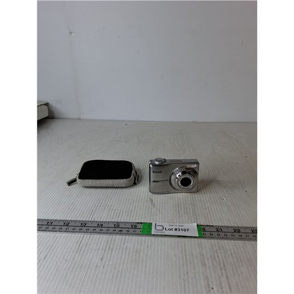 Kodak EasyShare Digital Camera ( no batteries or sim card)