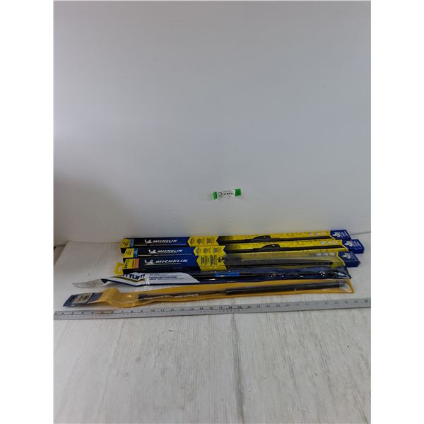 (3) Michelin Windshield Wiper Blades 28" and 24", (2) Gas Charged Lift Supports