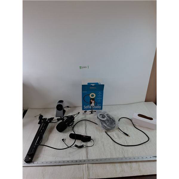 (2) Microphones , (1) Apple Wireless Charger, Selfie Studio Clip