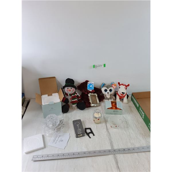 Birthstone Bear January Garnet, Ty Beanie Boos Slush, Candles, Keychain, Misc