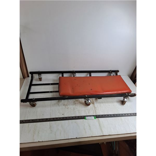 Creeper - 40" x 17" - 1 Broken Weld - Pickup Only