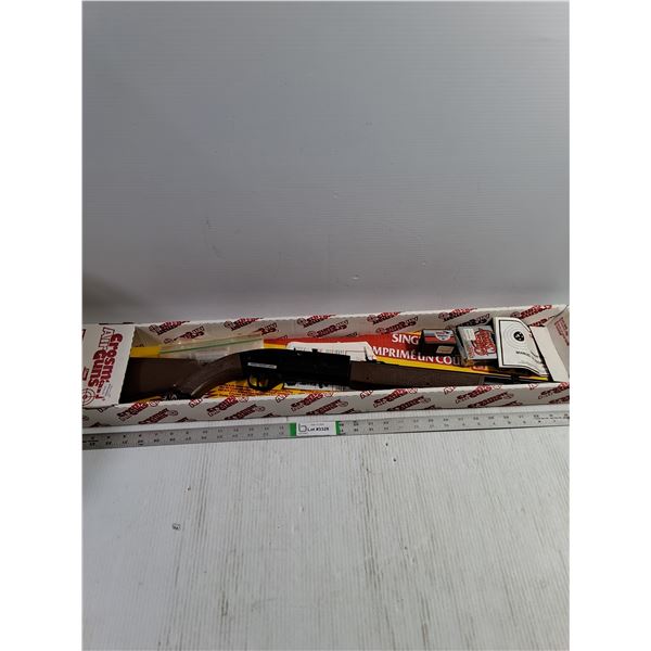 Crosman Single Pump Air Rifle in Original Box with BB's and Pellets