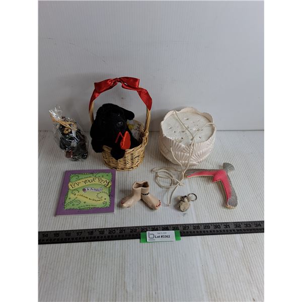 Ornaments, Hanging Planter, "Eat Your Peas" Book