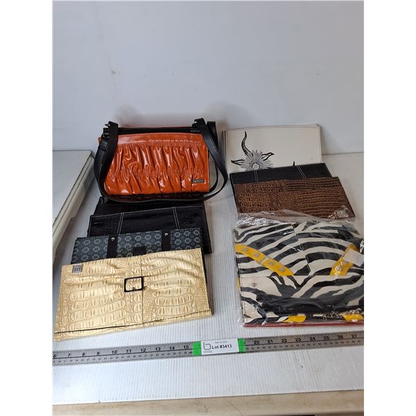 Miche Magnetic Bag System With Interchangeable Covers