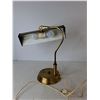 Image 2 : Brass Desk Lamp 13"x15" (powers on)