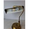 Image 3 : Brass Desk Lamp 13"x15" (powers on)