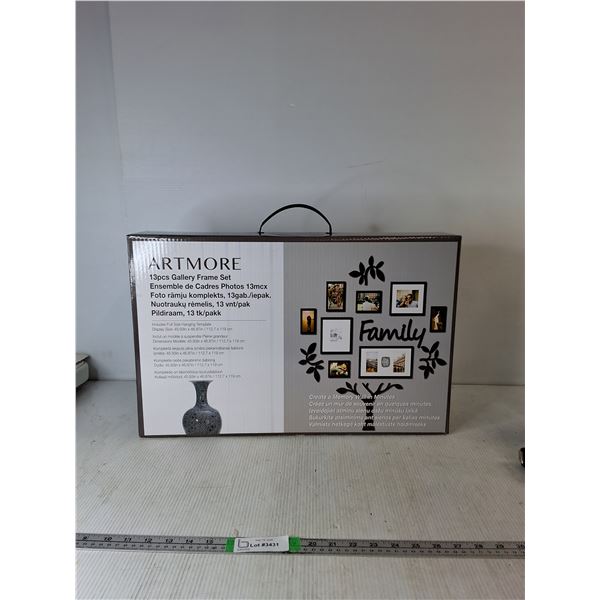 Artmore 13-Piece Gallery Frame Set