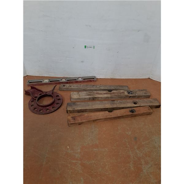* (5) 24" Levels & Misc Flange