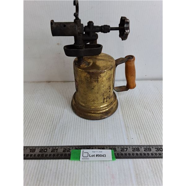 Vintage Coleman Brass Gasoline Blowtorch
