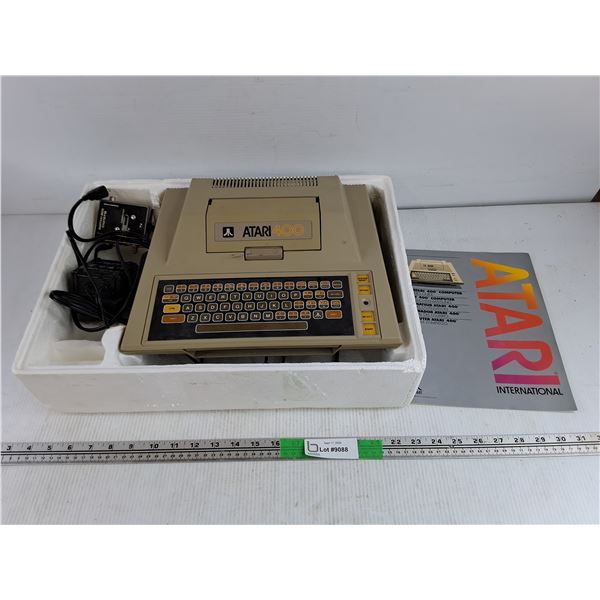 Vintage Atari 400 Computer - As Is