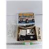 Image 1 : Off Road Pickup Camper Model Kit
