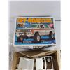 Image 4 : Off Road Pickup Camper Model Kit
