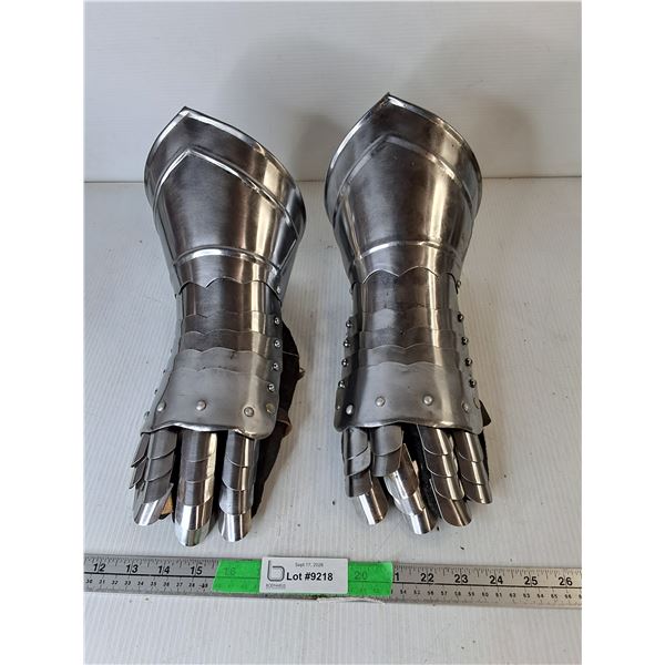Steel Medieval Style Gauntlets- Approx. L
