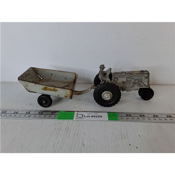 Minneapolis- Moline Lincoln Model Tractor & Dump Trailer Cart