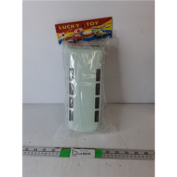 Lucky Toy Model Volkswagen Bus, Sealed