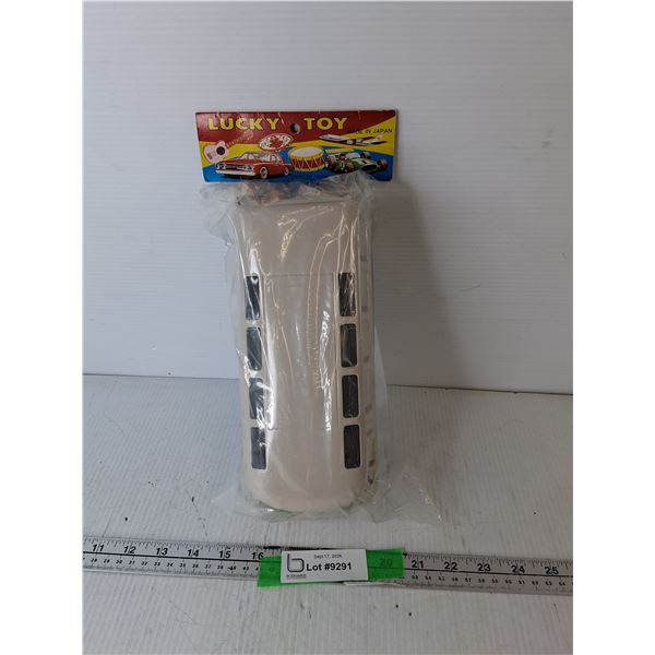 Lucky Toy Model Volkswagen Bus, Sealed