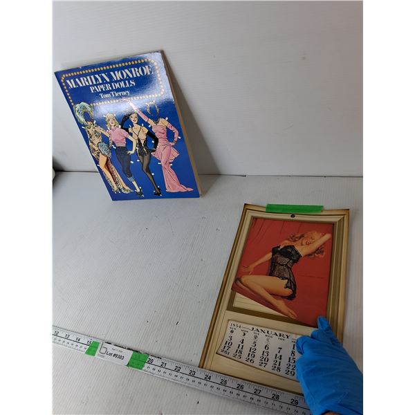 Book of Marilyn Monroe Paper Dolls & 1954 Reproduction Calendar 14" x 8"