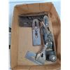 Image 12 : (7) Manual Wood Planers, (5) Blades, As-Is