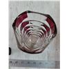 Image 6 : (2) Small Black Bird Sculptures, (1) Pink and Clear Glass Vase