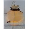 Image 1 : Hanging Fixture Light Powers On