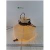 Image 2 : Hanging Fixture Light Powers On