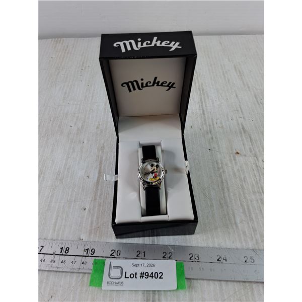Disney Mickey Mouse Wristwatch Unpowered
