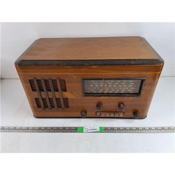 Vintage Stewart Warner Tube Radio - As Is