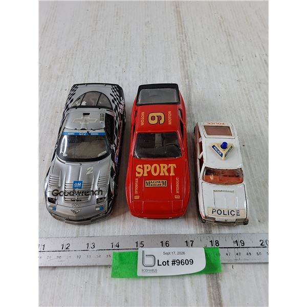 (3) Miniature Toy Cars, Cargill, Majorette, RVMM, 1:24