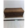 Image 1 : Antique Three-Dial Tuned Radio Frequency Battery Tube Radio Cabinet