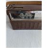 Image 2 : Channel Master 3 Band Transistor Radio - Untested