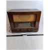 Image 1 : RCA Victor Radio -Untested - 20x11x15" - Cannot Ship
