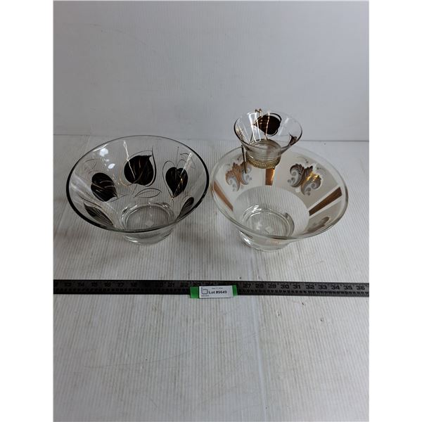 (2) Vintage Glass 'Chip & Dip' Serving Bowls - 10.5" Diameter