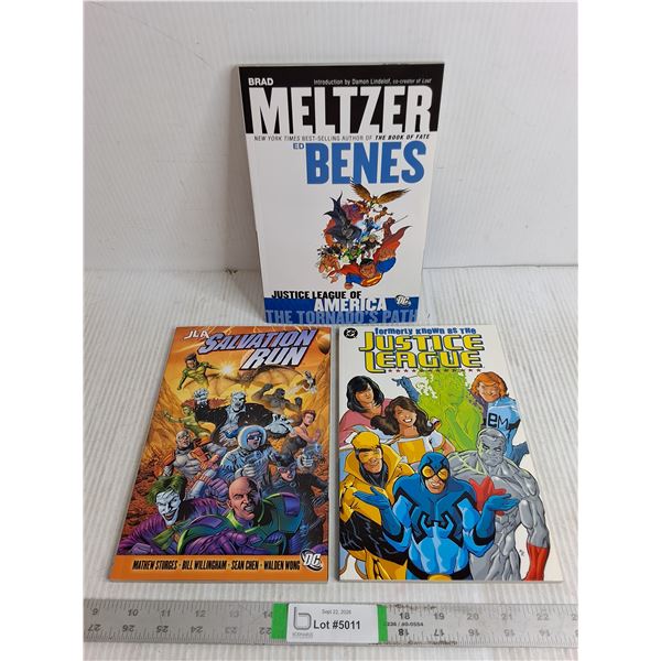 (3) DC Comics Justice League Graphic Novels