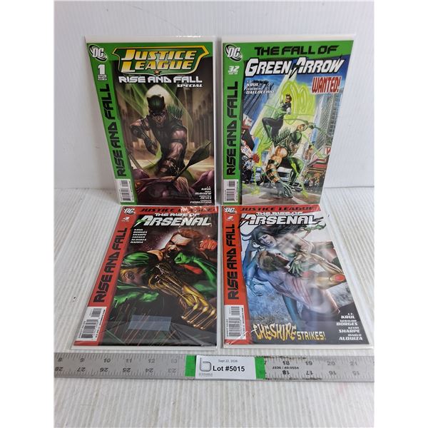 (7) Select Editions of Justice League Comic Books