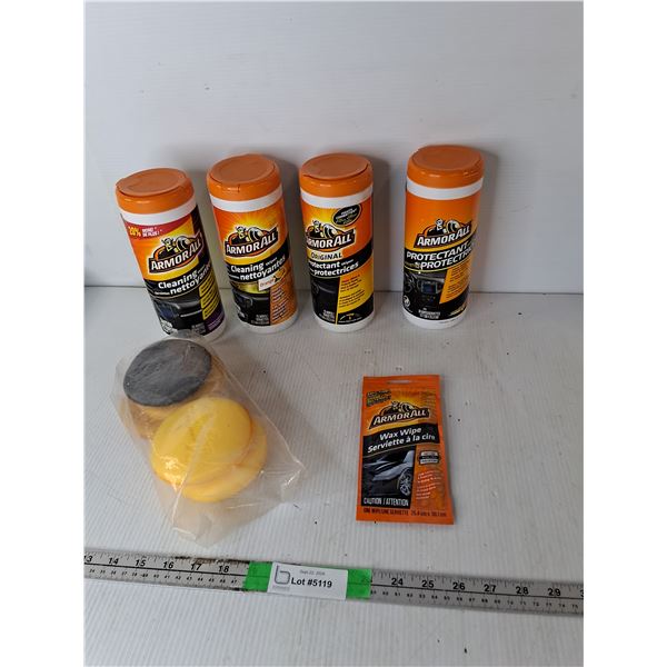 Automotive Cleaning/Wax Wipes & Foam Pads