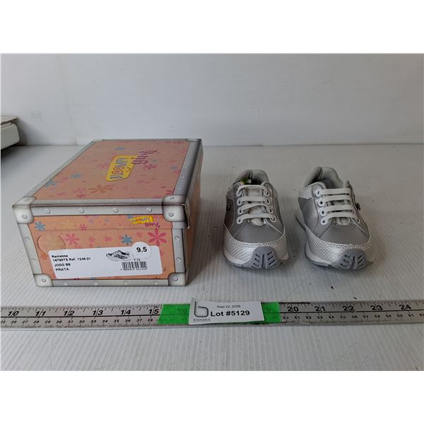 Bloompy Prata Girl's Toddler Shoes-9.5