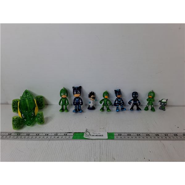 (8) PJ Mask Figurines & Gekko Mobile