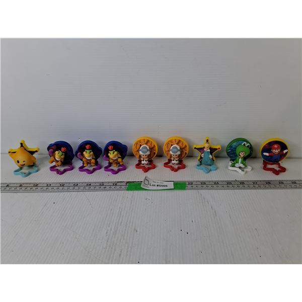 (9) Super Mario Clip Figurines