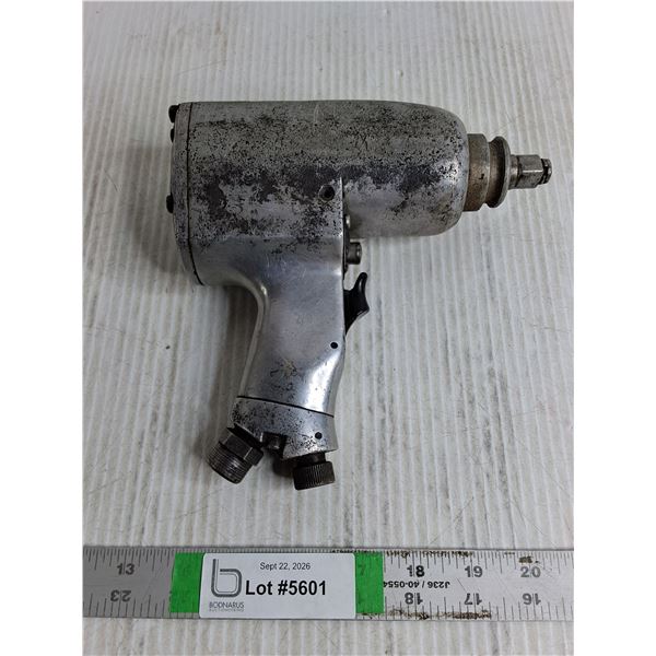 (1) Vintage Pneumatic Air Impact Wrench