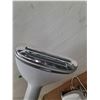 Image 4 : *ConAir Steamer Powers On No Shipping