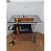 Image 1 : *Mastercraft Tablesaw with Wheels Tested No Shipping