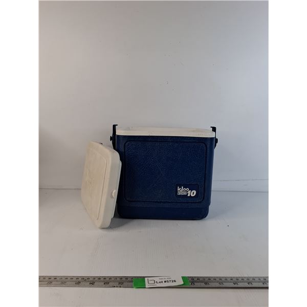 Igloo Legend 10 Personal Ice Chest Cooler 11"x9"x11"