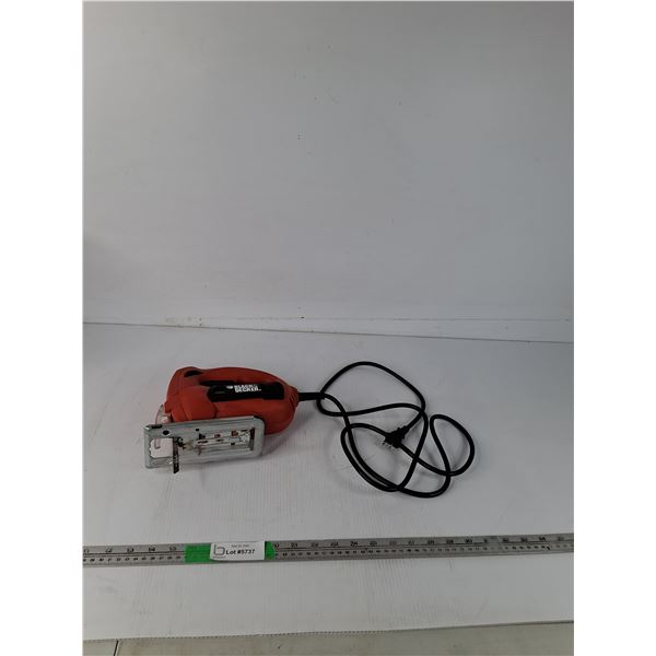 Black & Decker Corded Jigsaw ( powers on)