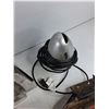 Image 7 : Trailer Lights, Extended View Tow Mirrors, Shark 700W Vacuum Cleaner - Powers On, As Is